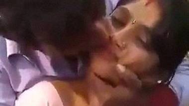 Sexy Kerala Lady With Sindoor On Forehead Full Nude Selfie Wild Indian Tube