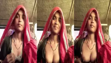 Sexy Cute Rajasthani Wife Displays Her Nude Boobs Wild Indian Tube