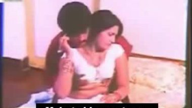Spine 20year Coligge Girls Xxx Video - Beautiful 20year spine girl xxx video free hindi pussy fuck at ...