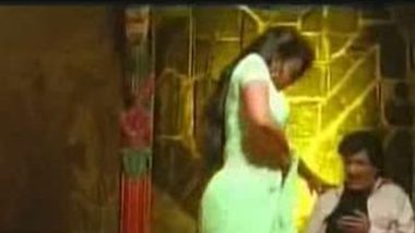 Tamil Beauty In Sex Video
