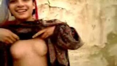 380px x 214px - Paki Teen Villager Nice Boobs wild indian tube