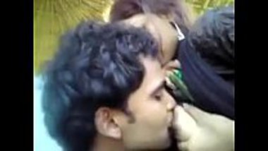 Outdoors Boobs Sucking Session Of A Muslim Girl wild indian tube