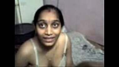 Telugu aunty sucking the dick of neighbor’s son
