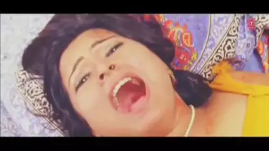 Hindi Mein Bolkar indian xxx videos on Dirtyindianporn.info