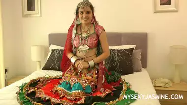 380px x 214px - Charming Indian College Girl Jasmine In Gujarati Garba Dress wild indian  tube