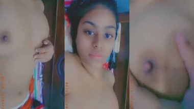 Indian GF boob show for her bf selfie