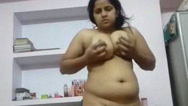 Surat Aunty Naked Solo Video Captured At Home wild indian tube