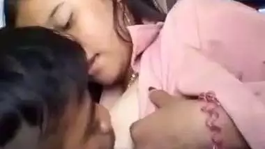 Antarvasna Videos Boobs Sucking - Nipple Pressure Sucking Mms wild indian tube