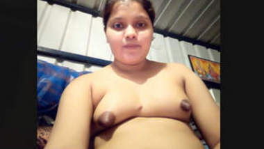 Desi Cute Bhabhi From Kolkata Taking Nude Selfies Part 1