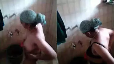 Sanylieonxxxvideo - Desi Aunty Nude Bath Caught By Hidden Cam 1 wild indian tube