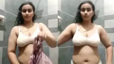380px x 214px - Sunny Leone Xvideo Selenium indian xxx videos on Dirtyindianporn.info