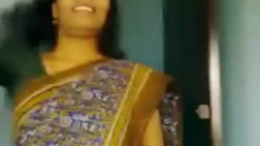 Tamil Silk Aunty Sex - Tamil Cute Horny Indian Aunty Takes Her Saree wild indian tube