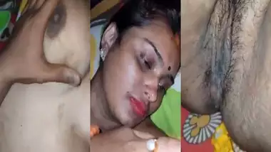 Pure Bangla Sexy Video - Desi Saree Wife Fuck Recorded On Mobile wild indian tube