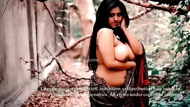 Moni Nude Saree Photoshoot wild indian tube