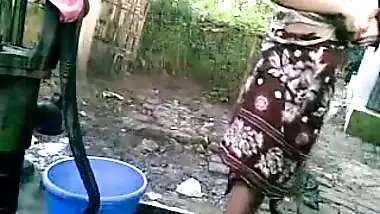 Xxxpornbangla - Xxx Porn: Bangla Desi Shameless Village Cousin Nupur Bathing Outdoor wild  indian tube