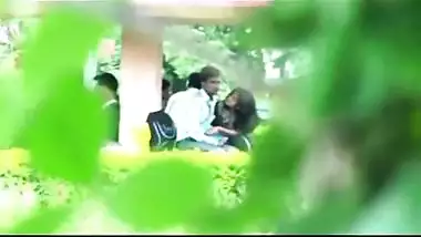 Xvideo Hindi Jharkhand - Jharkhand Girl Blowjob In Park wild indian tube